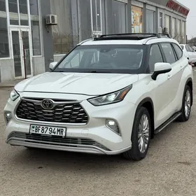 Toyota Highlander 2020