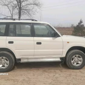 Toyota Land Cruiser Prado 2000
