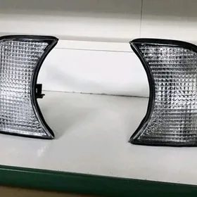Поворотники BMW E34 Белые