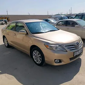 Toyota Camry 2010