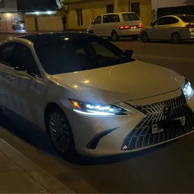 Lexus ES 350 2023