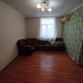 1–КОМ 2-МКР 1-ЭТАЖ