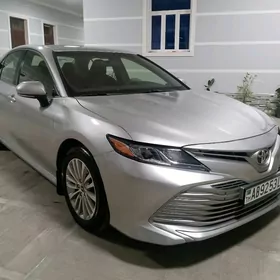Toyota Camry 2020