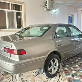 Toyota Camry 1999