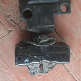 bagajnik zamok es350