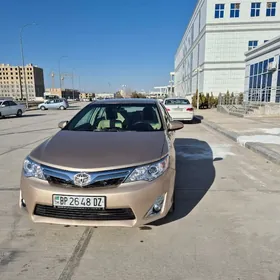 Toyota Camry 2012
