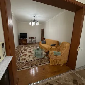 Центр Алишер Навои-Лахути