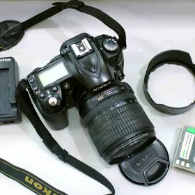 Nikon-D90