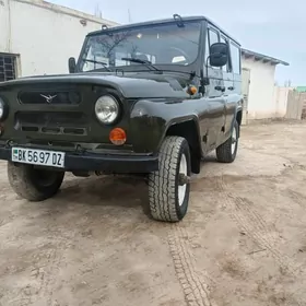 UAZ 469 2000