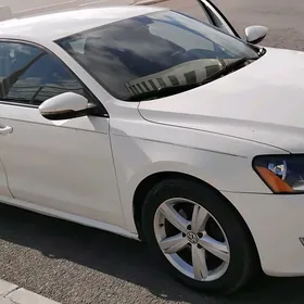 Volkswagen Passat 2011