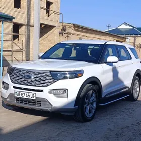 Ford Explorer 2021