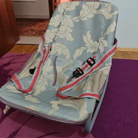 Шезлонг детский