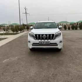 Toyota Land Cruiser Prado 2011