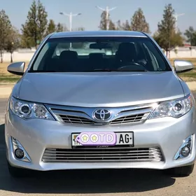 Toyota Camry 2013
