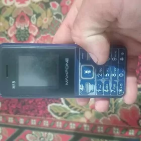 Maxfone m18