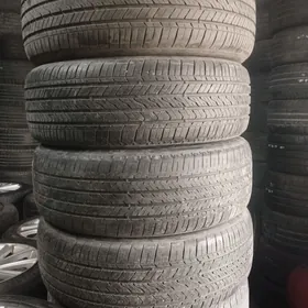 235 55 20 BRIDGESTONE