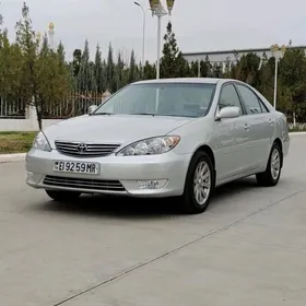 Toyota Camry 2004