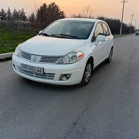 Nissan Versa 2010