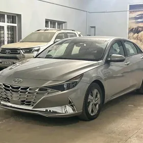 Hyundai Elantra 2021