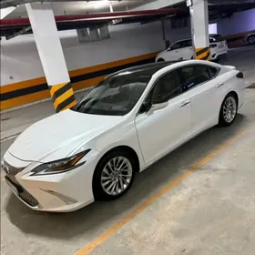 Lexus ES 350 2021