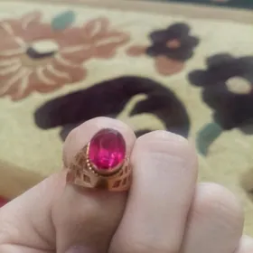 Gadymy altyn ýüzük