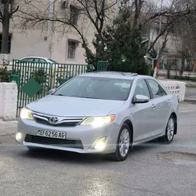 Toyota Camry 2013