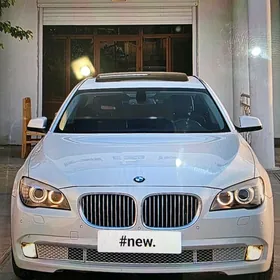 BMW 730 2012