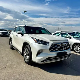 Toyota Highlander 2020