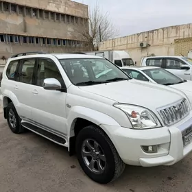 Toyota Land Cruiser Prado 2004