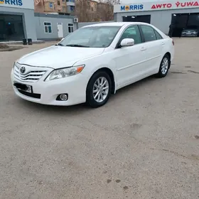 Toyota Camry 2011
