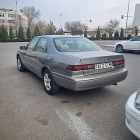Toyota Camry 1999