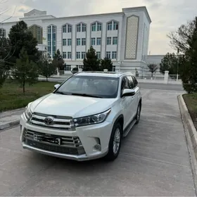Toyota Highlander 2019
