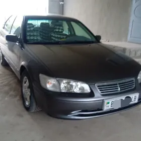 Toyota Camry 1997