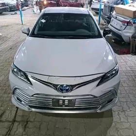 Toyota Camry 2023