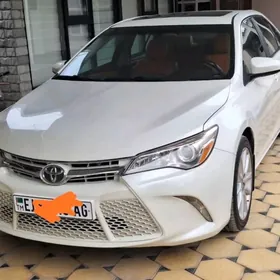 Toyota Camry 2015
