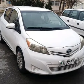 Toyota Yaris Hatchback 2013