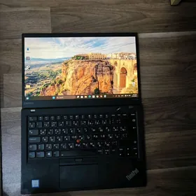 Lenovo x1 Carbon i7 7 gen