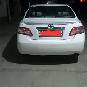 Toyota Camry 2010