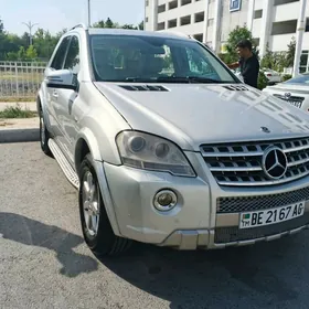 Mercedes-Benz ML350 2008