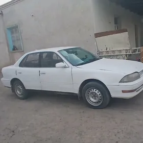 Toyota Camry 1991
