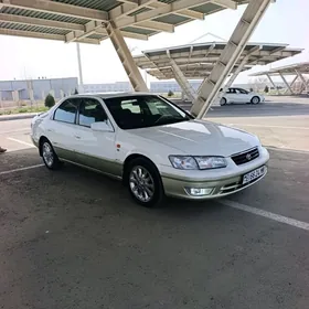 Toyota Camry 2000