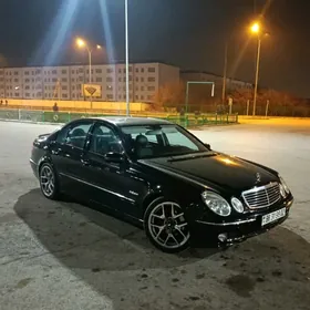 Mercedes-Benz E320 2003