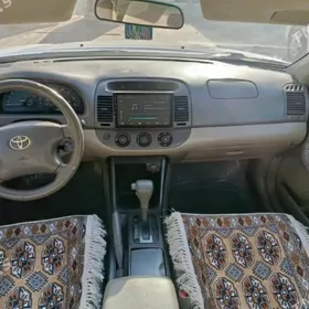 Toyota Camry 2003