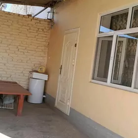 Eyesinden satlyk jay