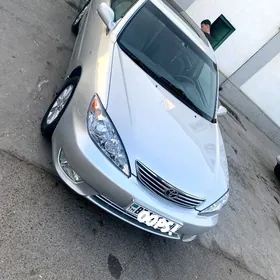 Toyota Camry 2005