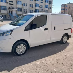 Nissan NV200 2019