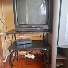 Продаю телевизор 