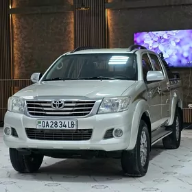 Toyota Hilux 2014