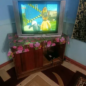 telewizor işläp duran