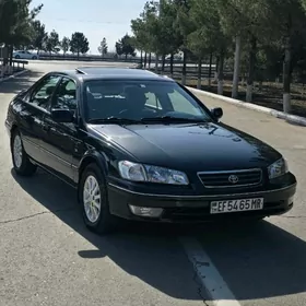 Toyota Camry 2000